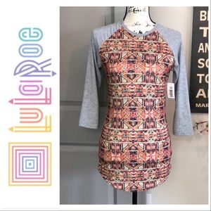 💕NWT LulaRoe Randy Tee💕